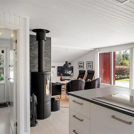 Ulfsten - 2km From The Sea By Interhome *